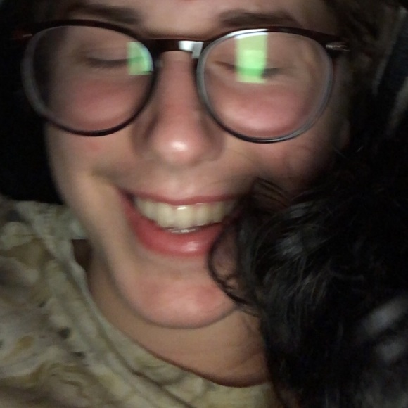 Meet your Posher, Logan - Picture 1 of 1